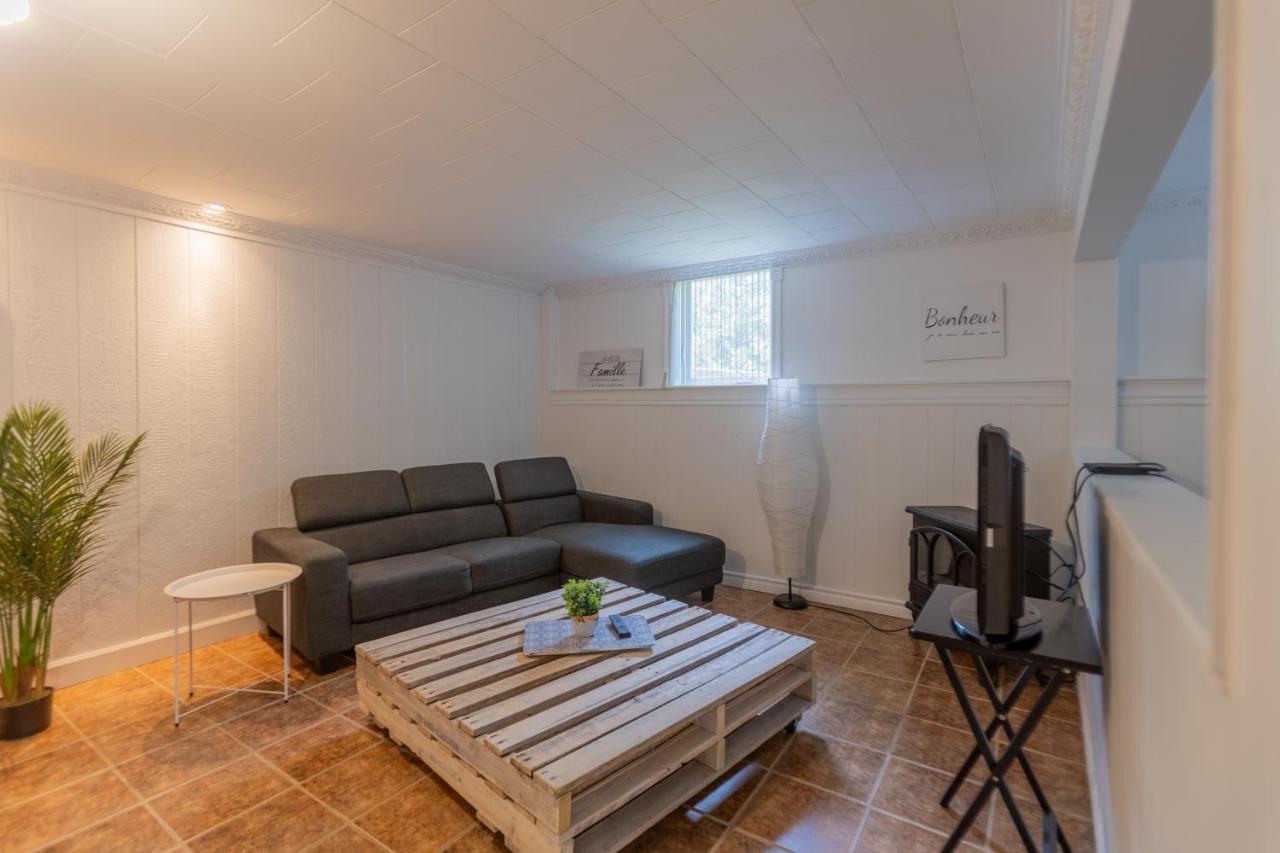 Le Chic Maniwaki Exterior foto